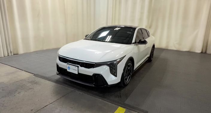 Thumbnail: 2026 Kia K4 - 1