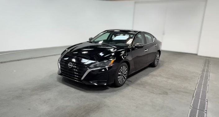 Thumbnail: 2025 Nissan Altima - 1