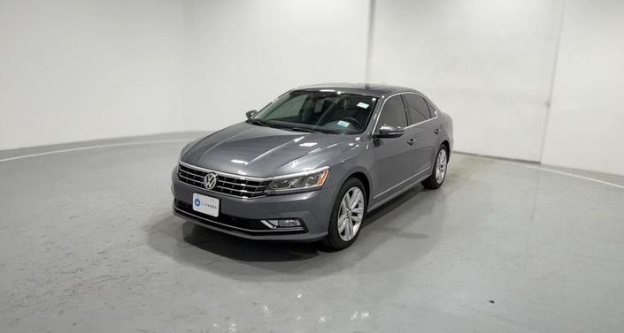 2017 Volkswagen Passat SEL -
                  Fairview, OR