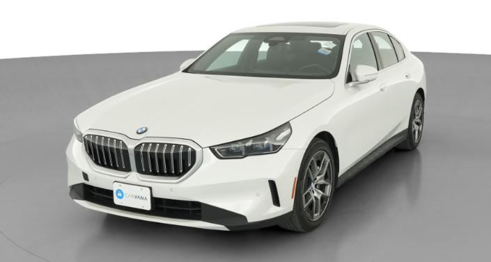 Thumbnail: 2026 BMW 5 Series - 1