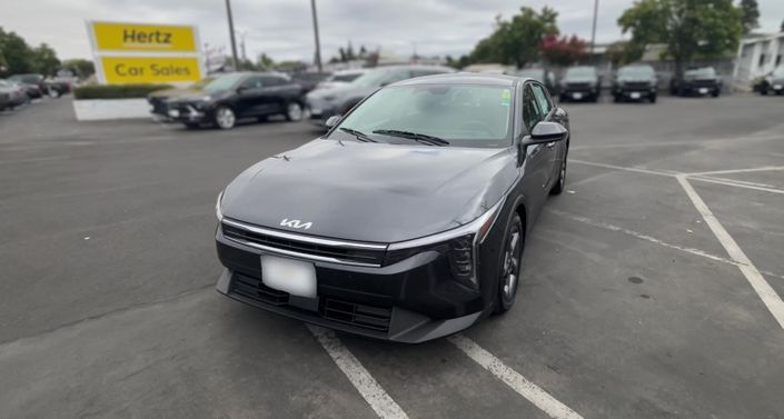 Thumbnail: 2026 Kia K4 - 1