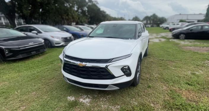 Thumbnail: 2026 Chevrolet Blazer - 1