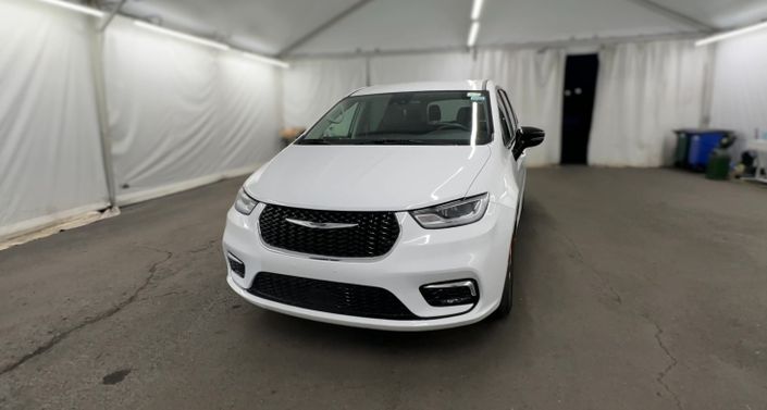 Thumbnail: 2024 Chrysler Pacifica - 1