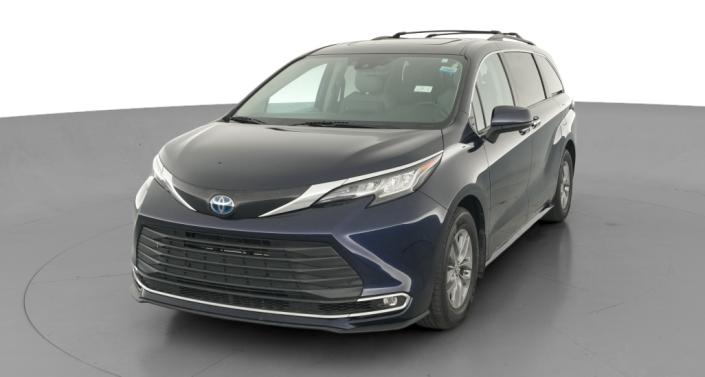 Thumbnail: 2023 Toyota Sienna - 1
