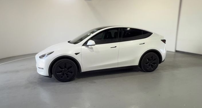 Thumbnail: 2023 Tesla Model Y - 1