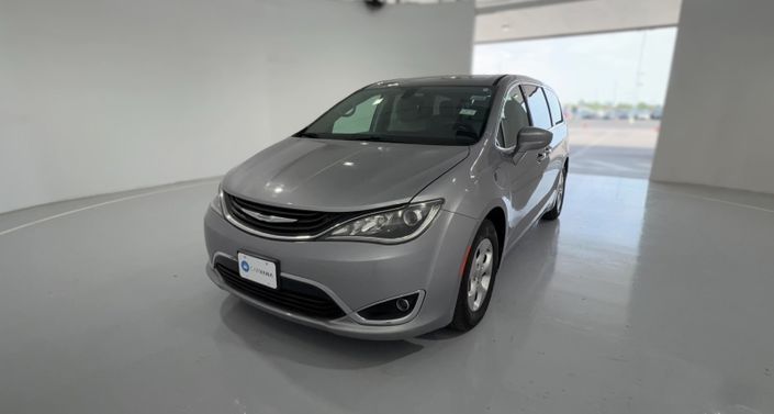 Thumbnail: 2018 Chrysler Pacifica - 1