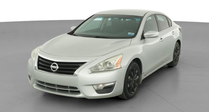Thumbnail: 2015 Nissan Altima - 1