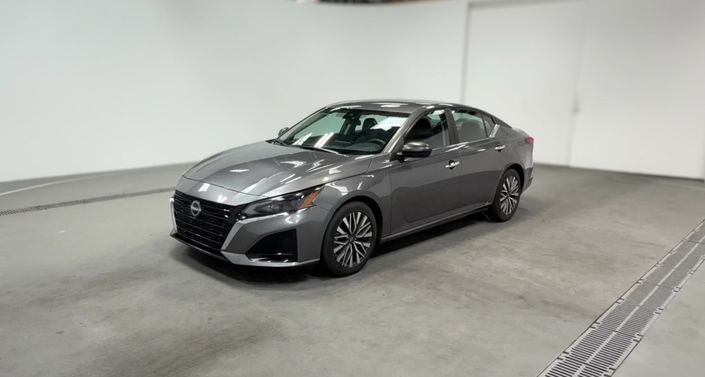2025 Nissan Altima