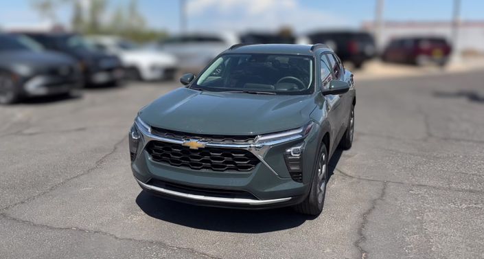 Thumbnail: 2025 Chevrolet Trax - 1