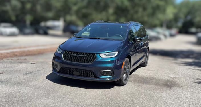 Thumbnail: 2025 Chrysler Pacifica - 1