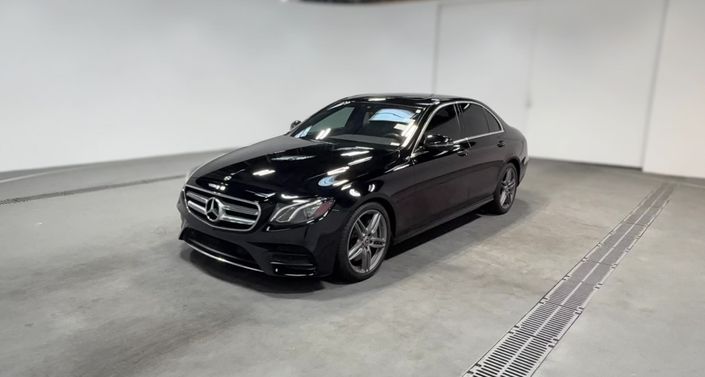 Thumbnail: 2020 Mercedes-Benz E-Class - 1
