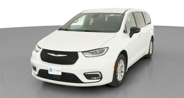 Thumbnail: 2026 Chrysler Pacifica - 1