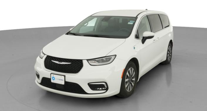 Thumbnail: 2023 Chrysler Pacifica - 1