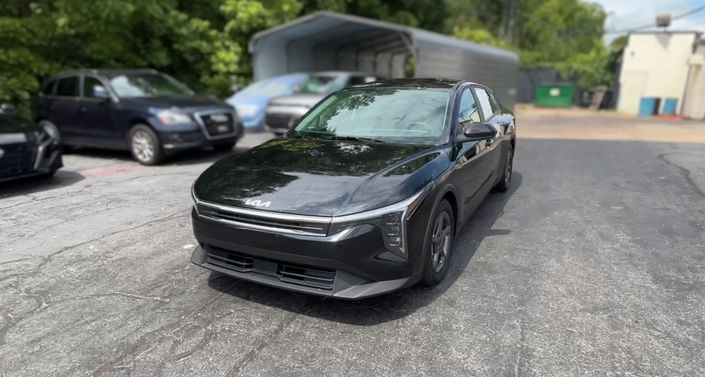 Thumbnail: 2026 Kia K4 - 1