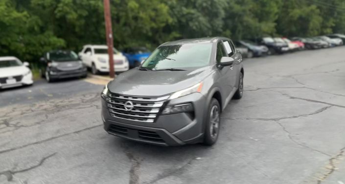 Thumbnail: 2025 Nissan Rogue - 1