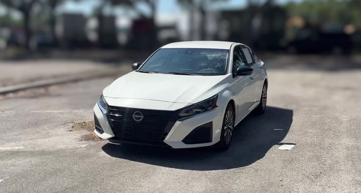 Thumbnail: 2025 Nissan Altima - 1