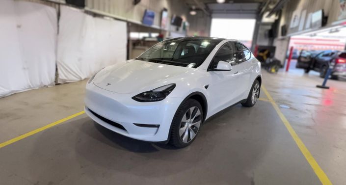 Thumbnail: 2023 Tesla Model Y - 1