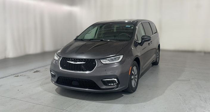 Thumbnail: 2023 Chrysler Pacifica - 1