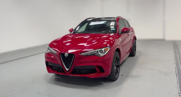Thumbnail: 2018 Alfa Romeo Stelvio - 1