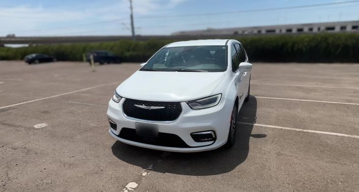 Thumbnail: 2022 Chrysler Pacifica - 1