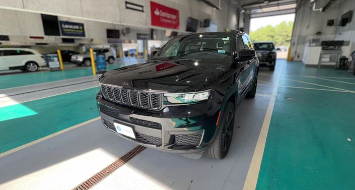 Thumbnail: 2023 Jeep Grand Cherokee L - 1