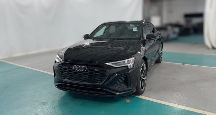 Thumbnail: 2024 Audi Q8 e-tron - 1