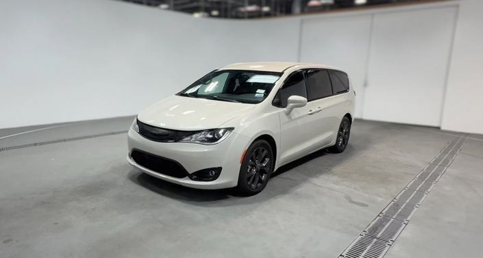 Thumbnail: 2019 Chrysler Pacifica - 1
