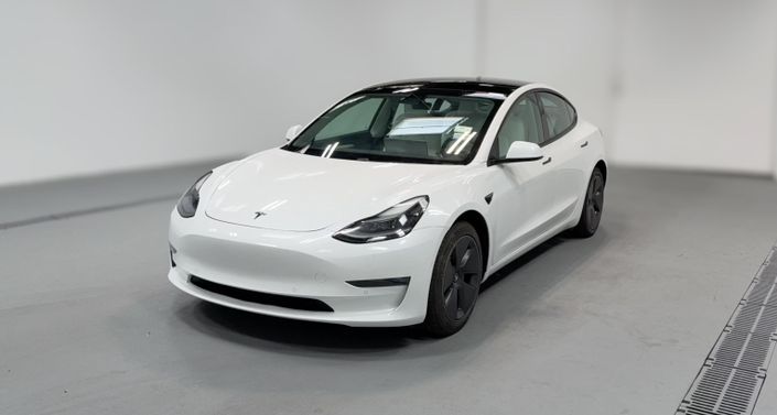 Thumbnail: 2021 Tesla Model 3 - 1