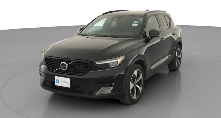 Thumbnail: 2025 Volvo XC40 - 1