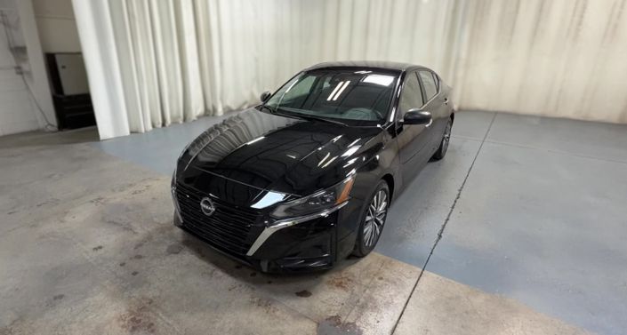 Thumbnail: 2025 Nissan Altima - 1