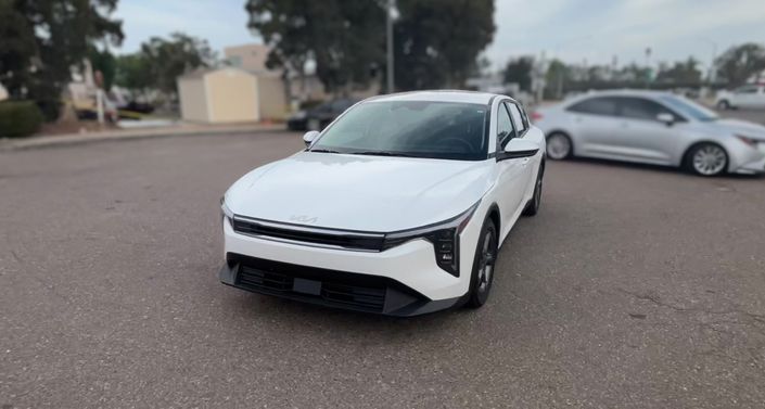 Thumbnail: 2026 Kia K4 - 1