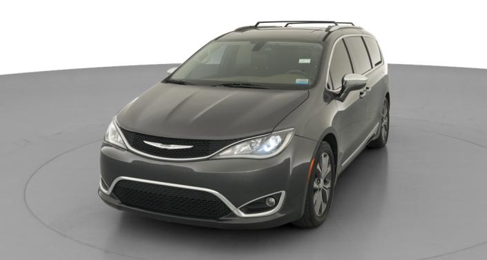 Thumbnail: 2017 Chrysler Pacifica - 1