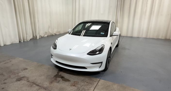 Thumbnail: 2023 Tesla Model 3 - 1