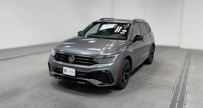 Thumbnail: 2023 Volkswagen Tiguan - 1