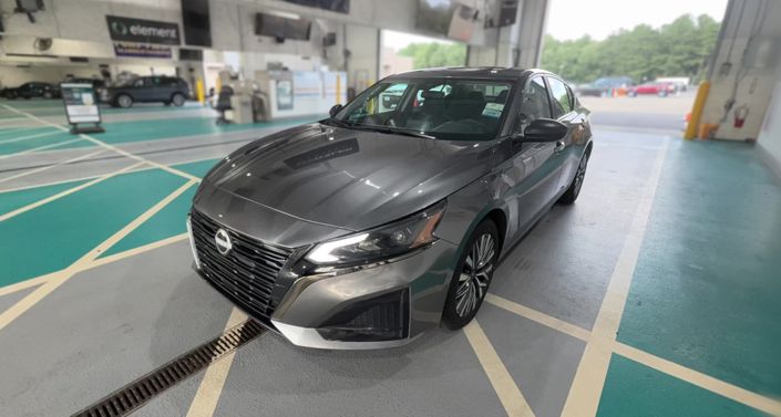 Thumbnail: 2025 Nissan Altima - 1