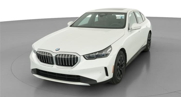 Thumbnail: 2026 BMW 5 Series - 1