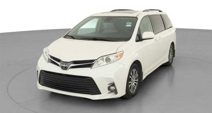 Thumbnail: 2020 Toyota Sienna - 1