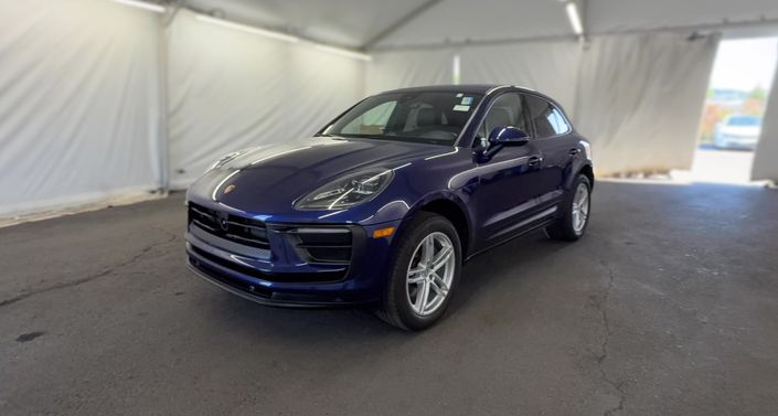 Thumbnail: 2024 Porsche Macan - 1