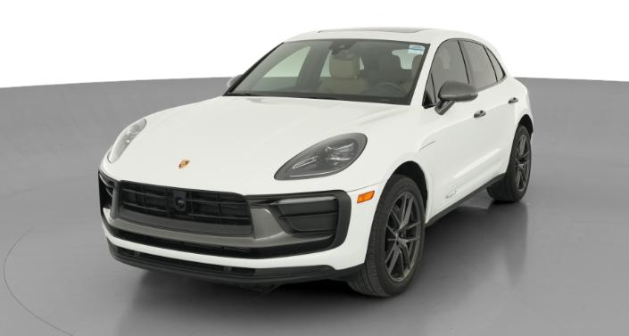 Thumbnail: 2023 Porsche Macan - 1