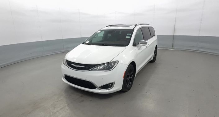 Thumbnail: 2017 Chrysler Pacifica - 1