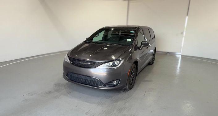 Thumbnail: 2019 Chrysler Pacifica - 1