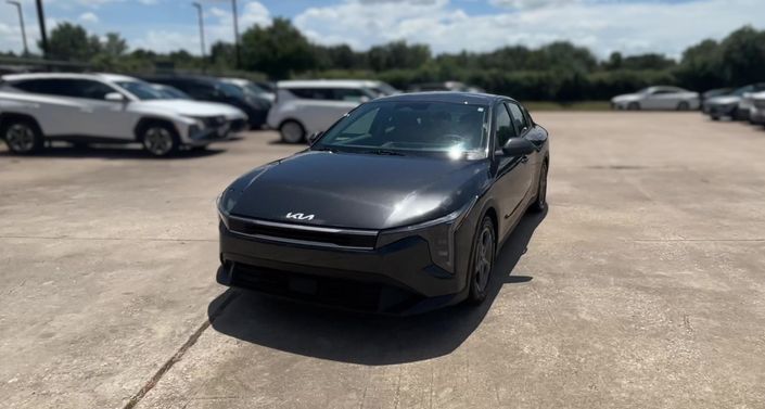 Thumbnail: 2025 Kia K4 - 1