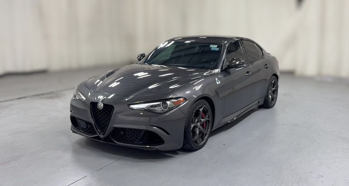 Thumbnail: 2021 Alfa Romeo Giulia - 1