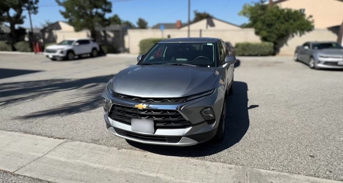 Thumbnail: 2026 Chevrolet Blazer - 1