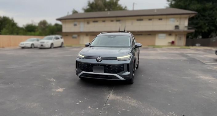 Thumbnail: 2026 Volkswagen Tiguan - 1