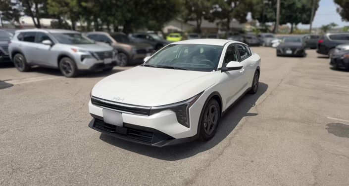 Thumbnail: 2026 Kia K4 - 1