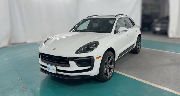 Thumbnail: 2023 Porsche Macan - 1