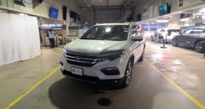 Thumbnail: 2017 Honda Pilot - 1