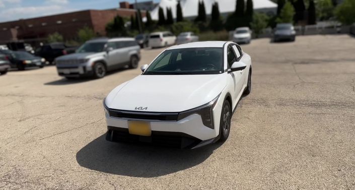 Thumbnail: 2026 Kia K4 - 1