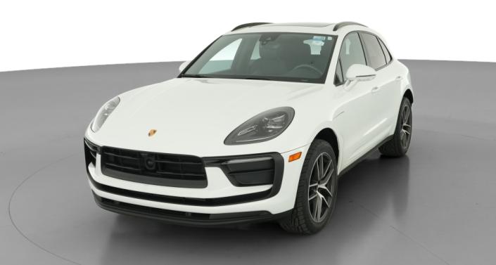 Thumbnail: 2024 Porsche Macan - 1